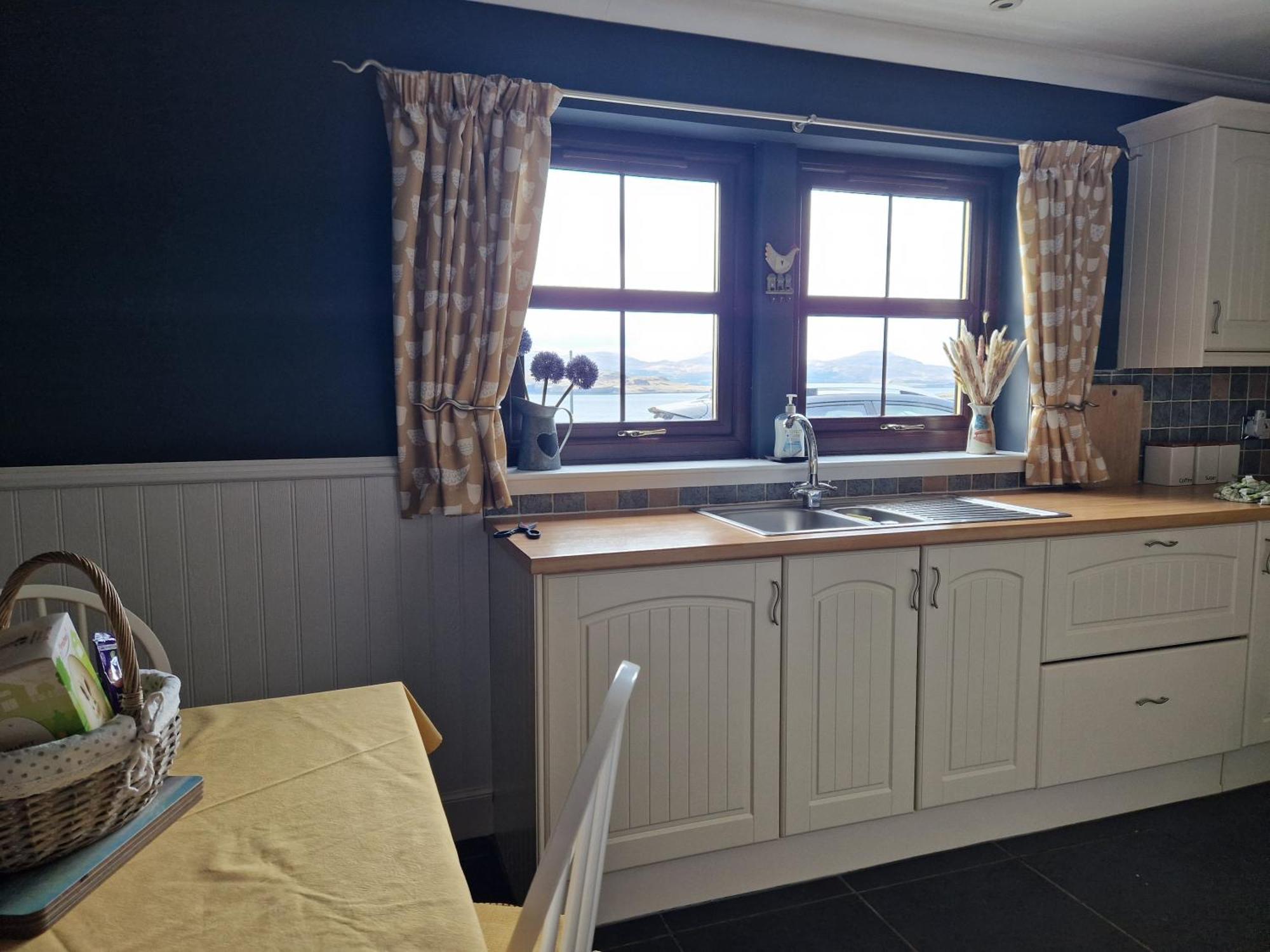 Ornum Self Catering Cottage Eabost Exterior photo